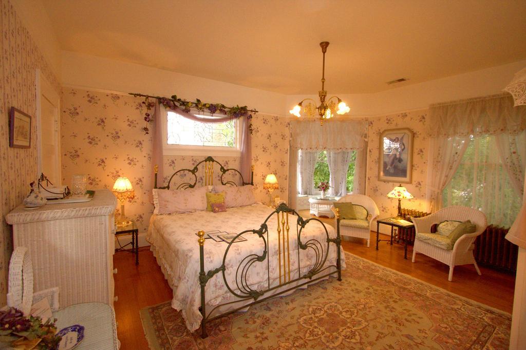 Lion And The Rose Victorian Guest House Portland Extérieur photo