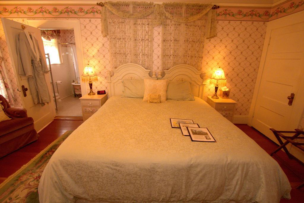 Lion And The Rose Victorian Guest House Portland Extérieur photo