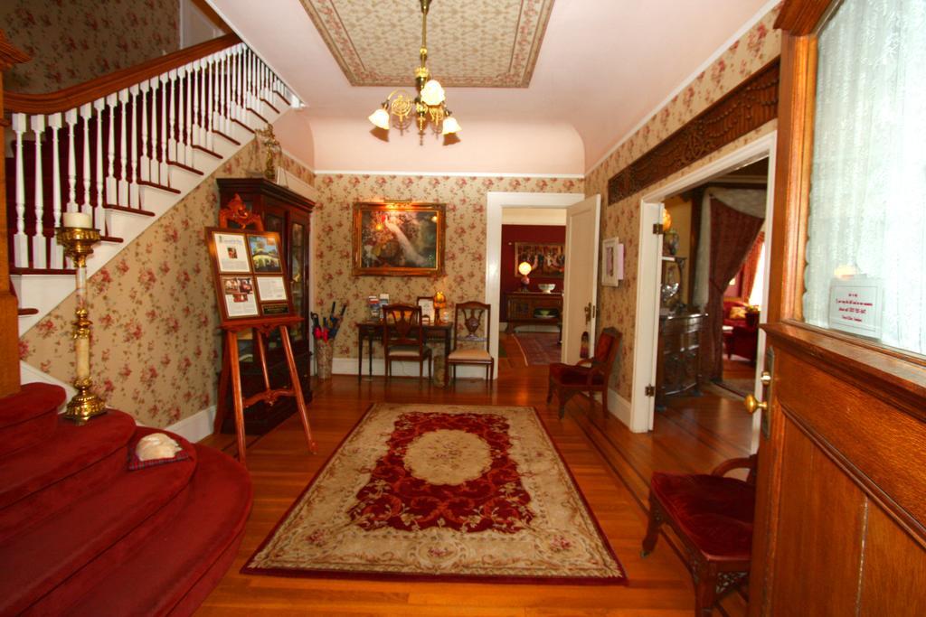 Lion And The Rose Victorian Guest House Portland Extérieur photo